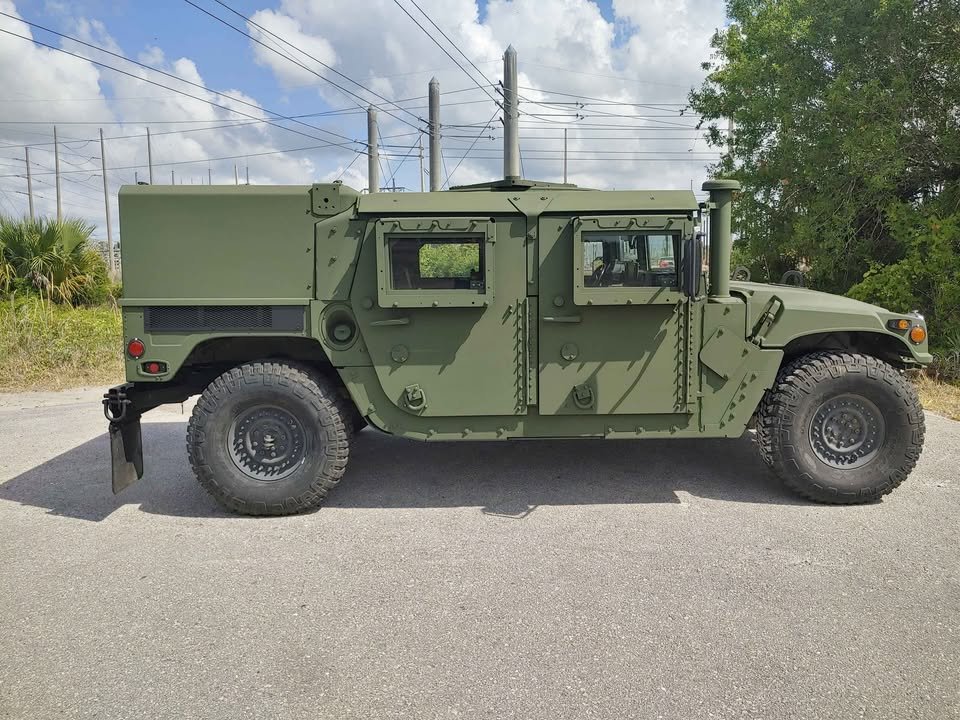 2012 Hummer H1