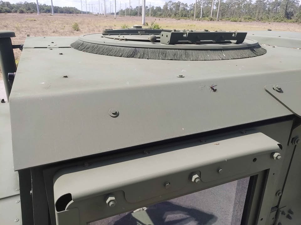 2012 Hummer H1