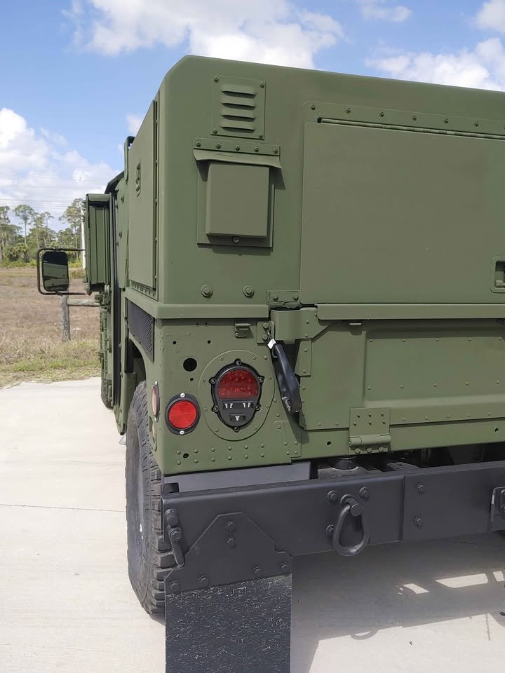 2012 Hummer H1